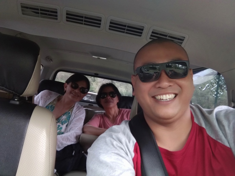 Surabaya-Car-rental-with-english-speaking-driver-Malang-Private-Car-Rental-With-English-Speaking-Driver-Banyuwangi-Driver-Rental-Car-with-Driver-to-Travel-Malang-Surabaya-Car-Rental-with-Driver-in-Banyuwangi-Travel-safely-around-Banyuwangi-in-a-private car-charter